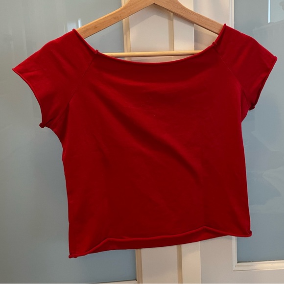 Brandy Melville red off the shoulder shirt - Picture 2 of 3